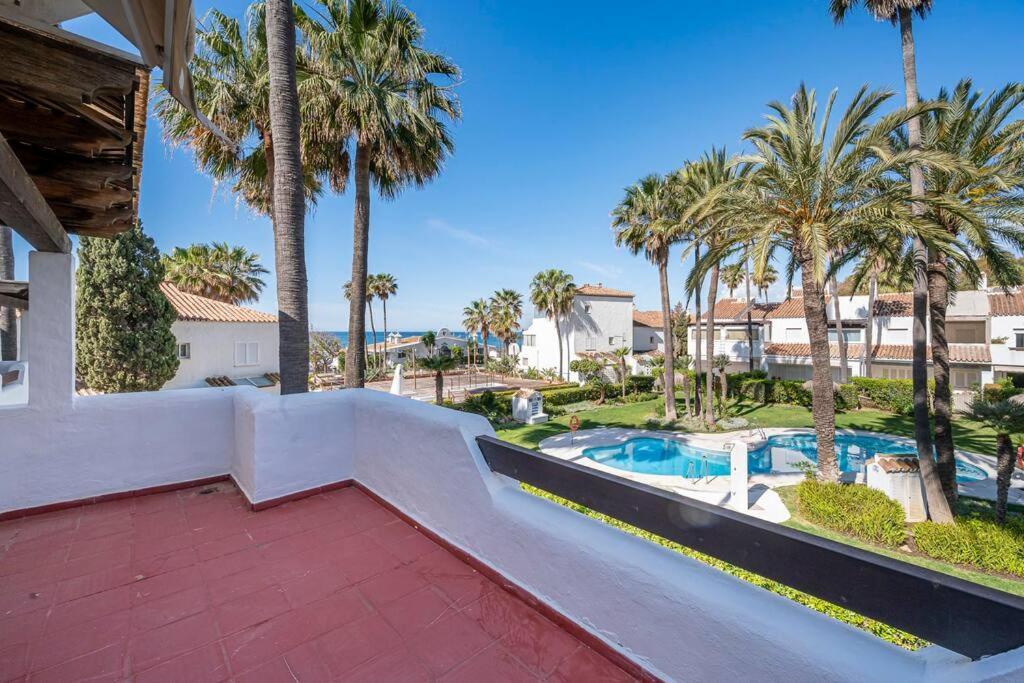 Сasa de vacaciones Townhouse W/ Swimming Pool And Underground Parking *