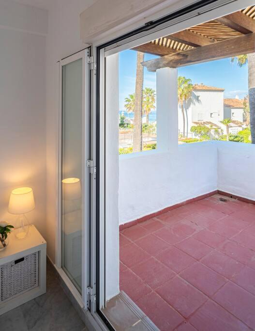 Townhouse W/ Swimming Pool And Underground Parking * Marbella